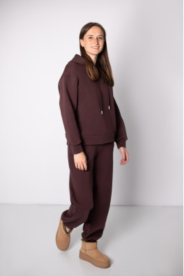 Костюм жіночий